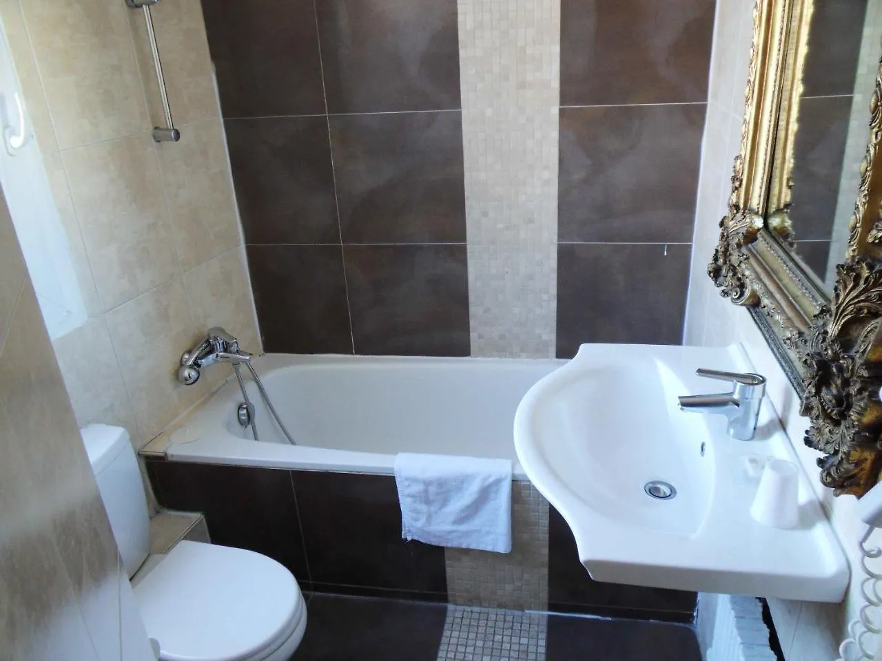 Hotel Camelia Prestige - Place De La Nation Parijs