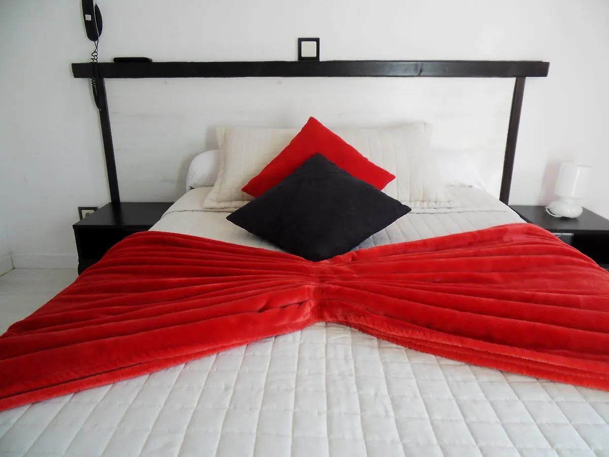 Camelia Prestige - Place De La Nation Parijs Hotel