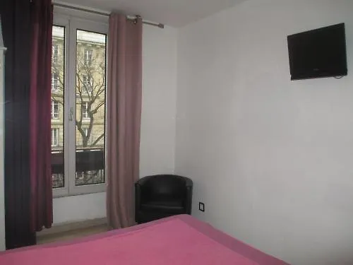 Camelia Prestige - Place De La Nation Parijs