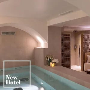 4* Hotel Toujours &