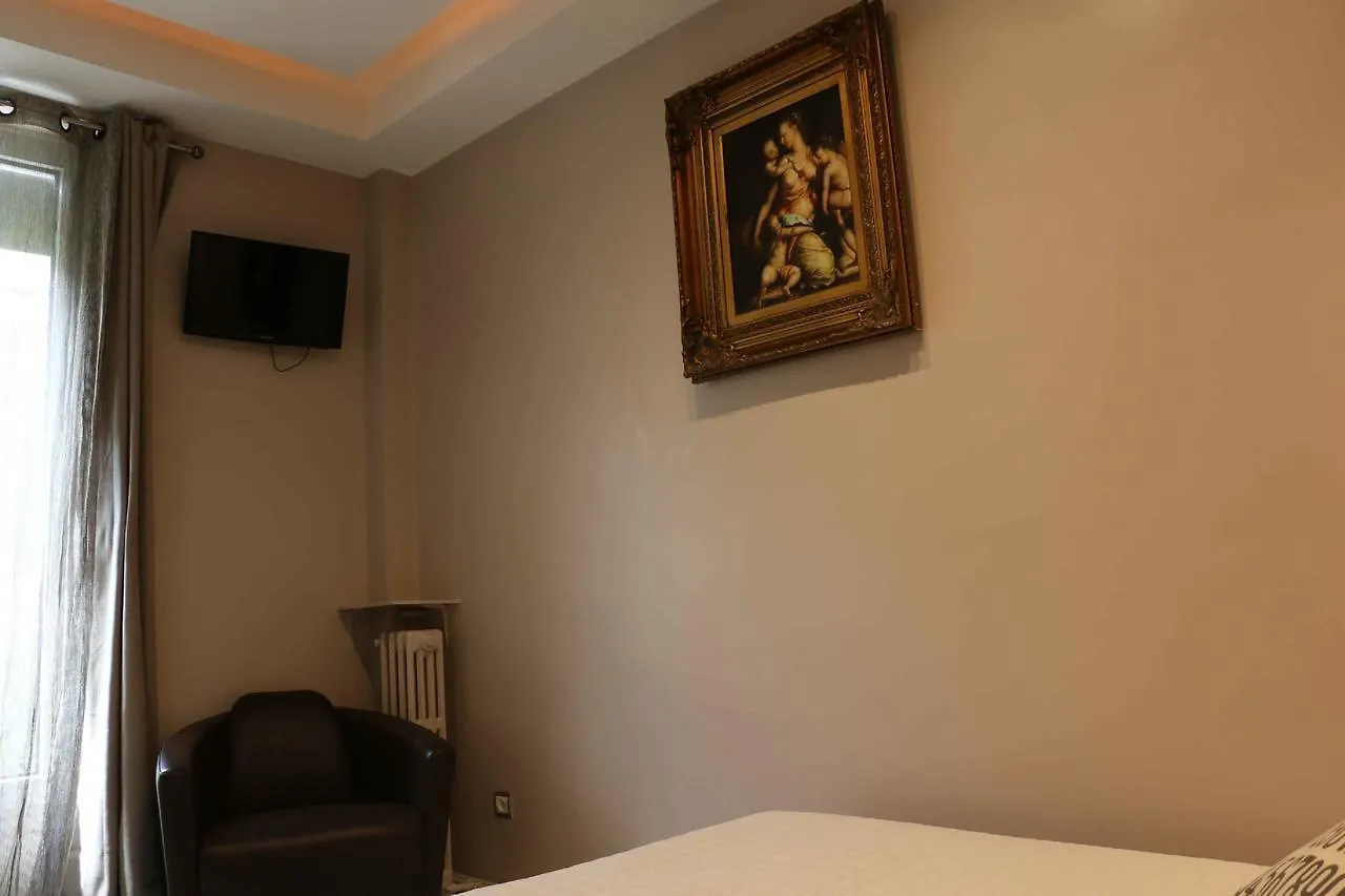 Camelia Prestige - Place De La Nation Париж Отель