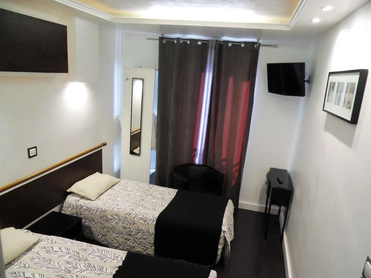 Camelia Prestige - Place De La Nation Париж Отель