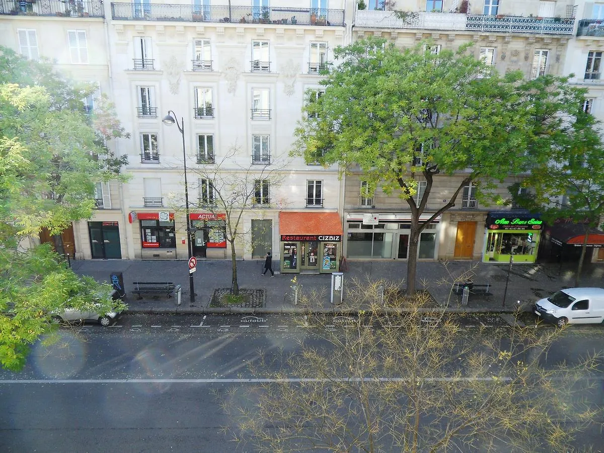 Отель Camelia Prestige - Place De La Nation Париж