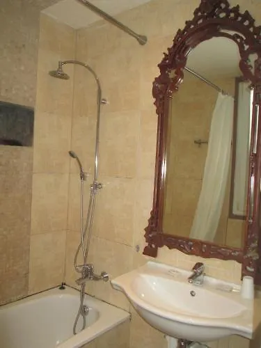 Camelia Prestige - Place De La Nation Hotel Paris